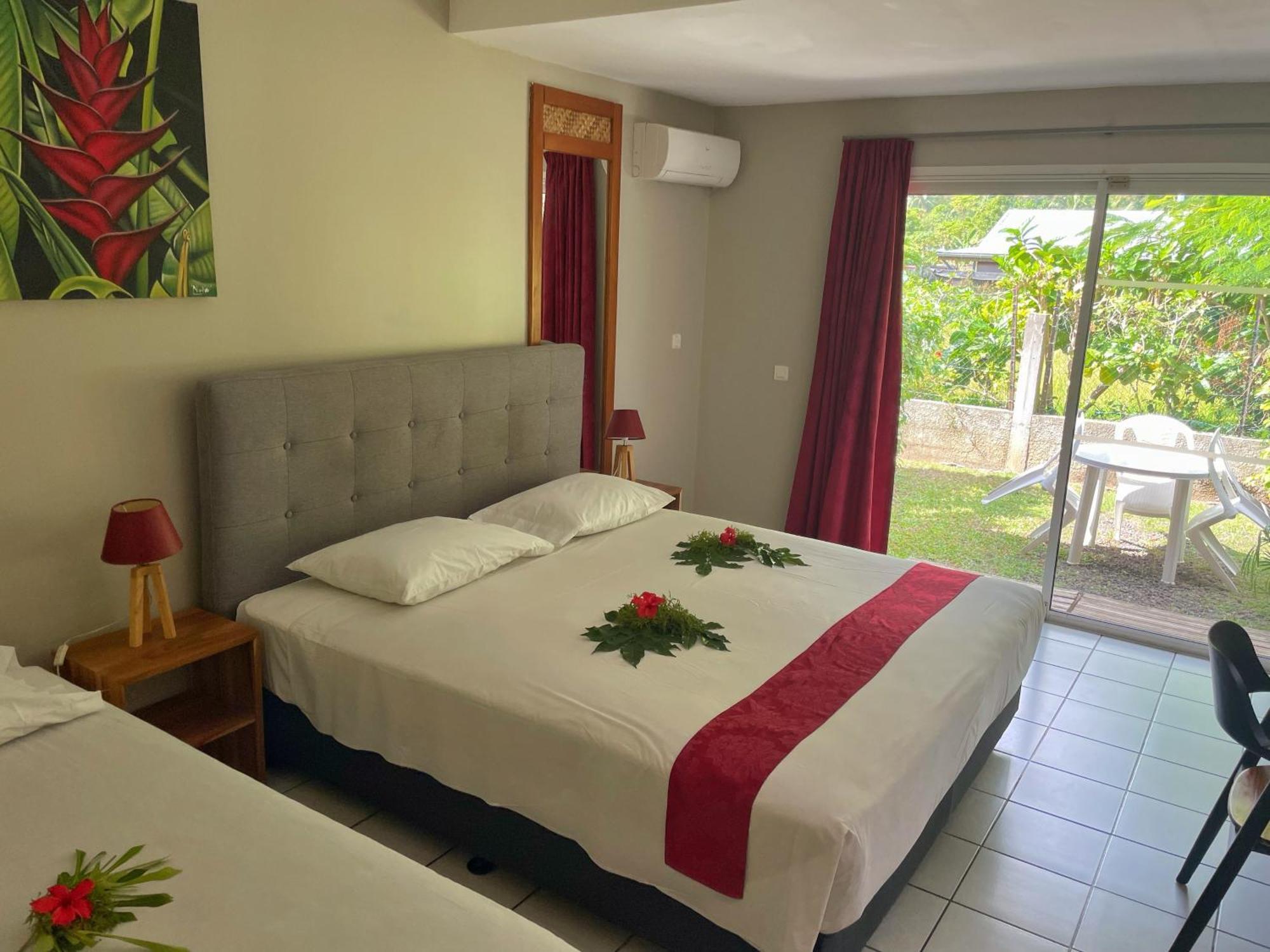 Hotel Hibiscus Papetoai Dış mekan fotoğraf